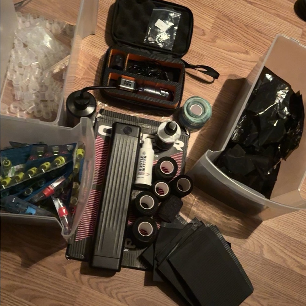 TATTOO KIT EVERYTHING INCLUDED (ambition tattoo pen and accessories shown)